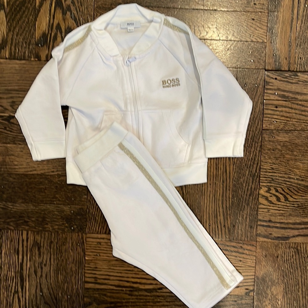 Hugo Boss baby sweatsuit white with gold stripe details